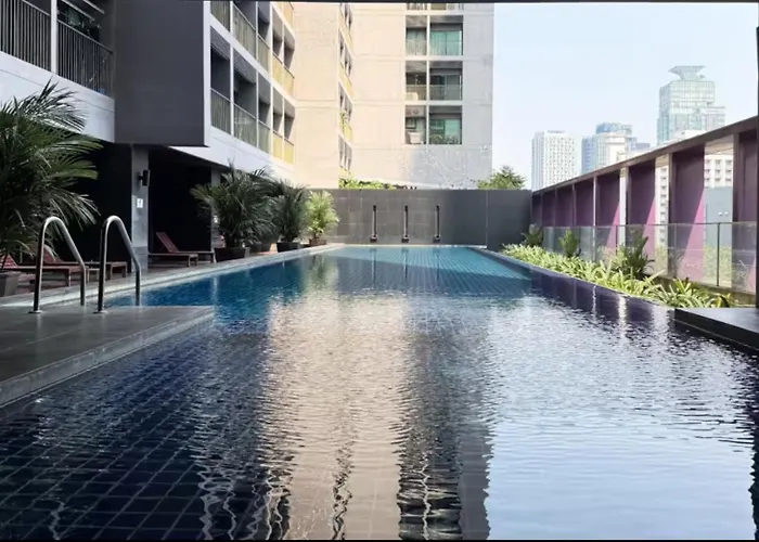 Noble Remix Thonglor - Direct Bts Access - Super Fast Wi-fi *